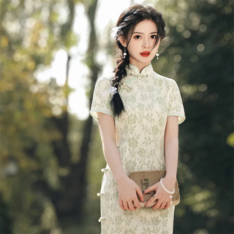 Elegant Lace Cheongsam Dress Long and Breathable Qipao
