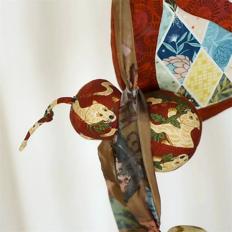 Guhua Hulu 古画葫芦 Ancient Painted Gourd Pendant Accessory