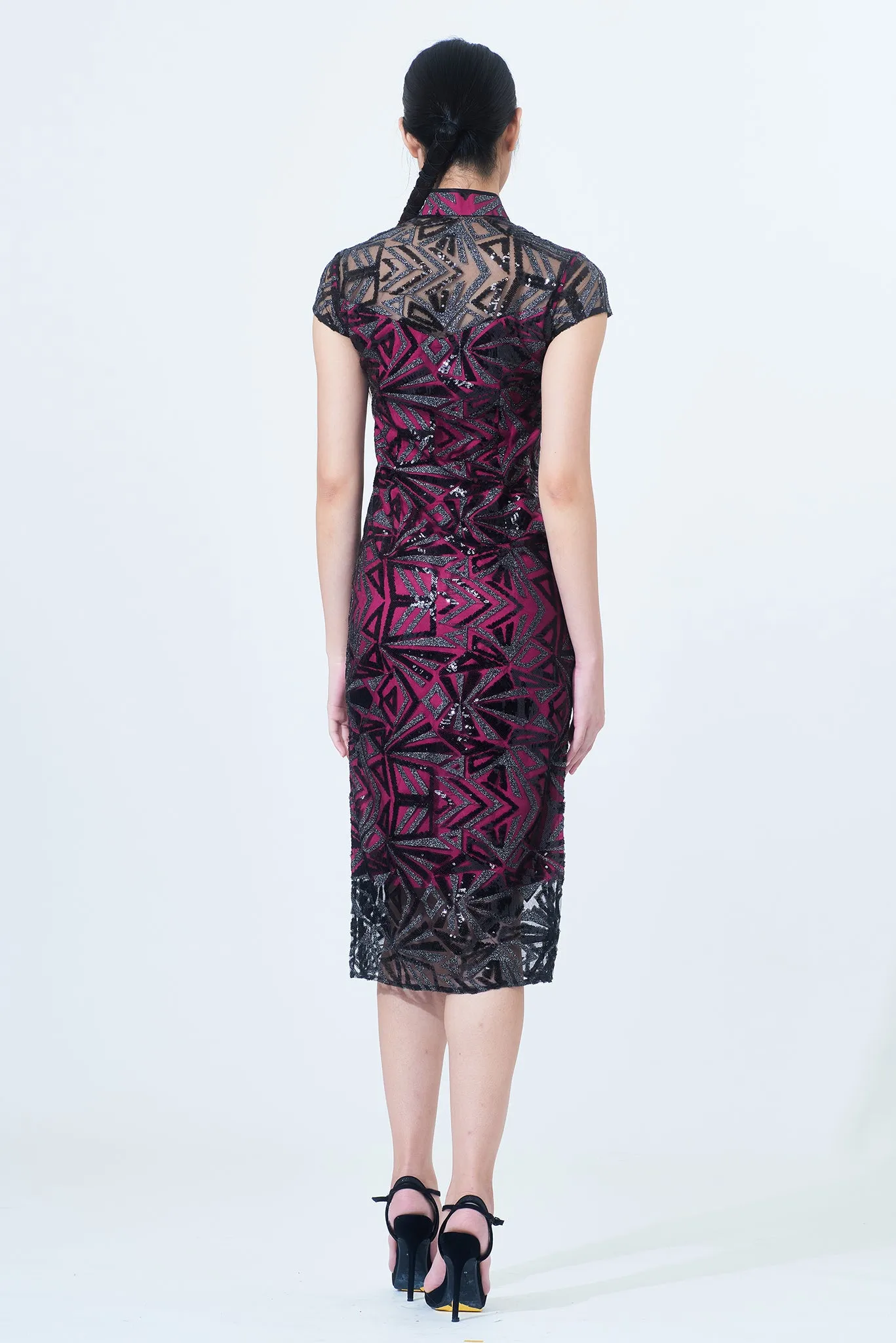 MARTHA Geometric Sequins Long Cheongsam (Black/ Fuchsia)