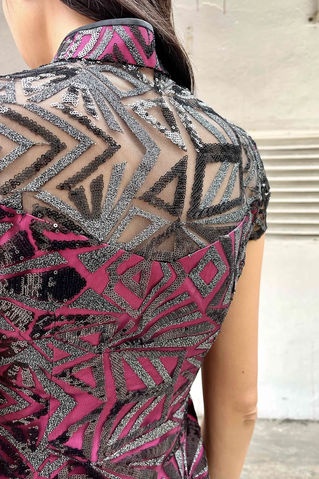 MARTHA Geometric Sequins Long Cheongsam (Black/ Fuchsia)